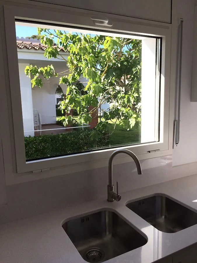 Villa Montserrat 2, Terrace & Pool Sant Marti d'Empuries